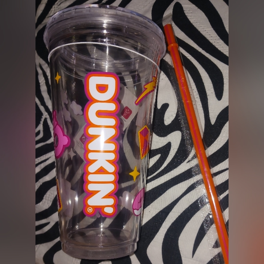 BRAND NEW UNUSED LIMITED EDITION DUNKIN' "DUNQUEENS" SPECIALTY WATER BOTTLE CUP